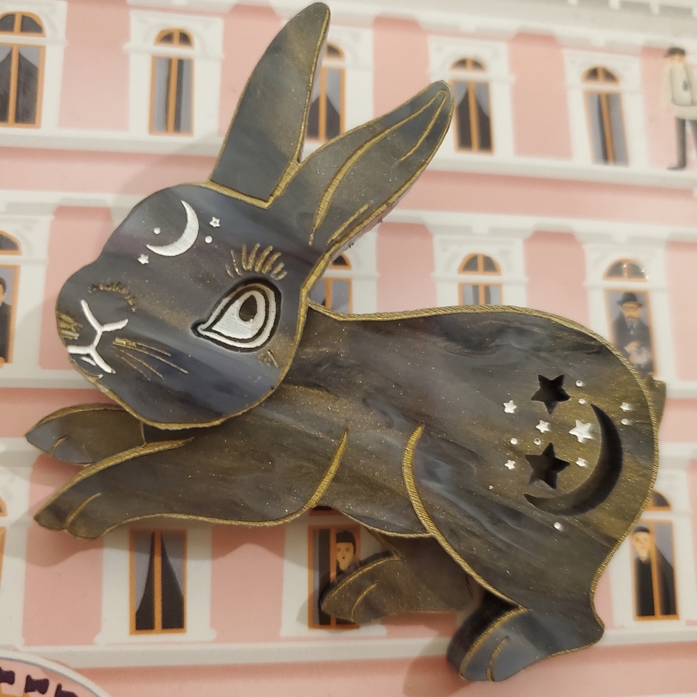 New Kirbee Lawler Bunny Brooch